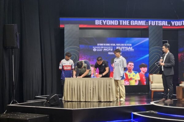 Berikut beberapa alternatif judul untuk "FFI dan Games of Society Jalin Kerja Sama Pembinaan Futsal":

Kolaborasi FFI dan Games of Society dalam Pengembangan Futsal
FFI Bersama Games of Society: Membangun Sinergi untuk Pembinaan Futsal
Kemitraan FFI dan Games of Society dalam Meningkatkan Pembinaan Futsal
FFI dan Games of Society: Bersinergi untuk Kemajuan Futsal
Kerja Sama FFI dan Games of Society dalam Mendorong Pembinaan Futsal
Membangun Masa Depan Futsal: Kolaborasi FFI dan Games of Society
Inisiatif Bersama FFI dan Games of Society untuk Pembinaan Atlet Futsal
FFI dan Games of Society: Berkolaborasi untuk Mewujudkan Futsal yang Lebih Baik

Silakan pilih atau modifikasi sesuai kebutuhan Anda!