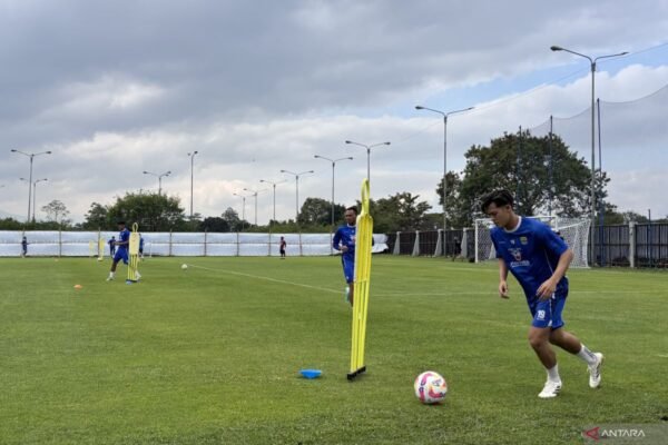 Persib Bandung Mengadakan Latihan Perdana Menjelang Piala Presiden