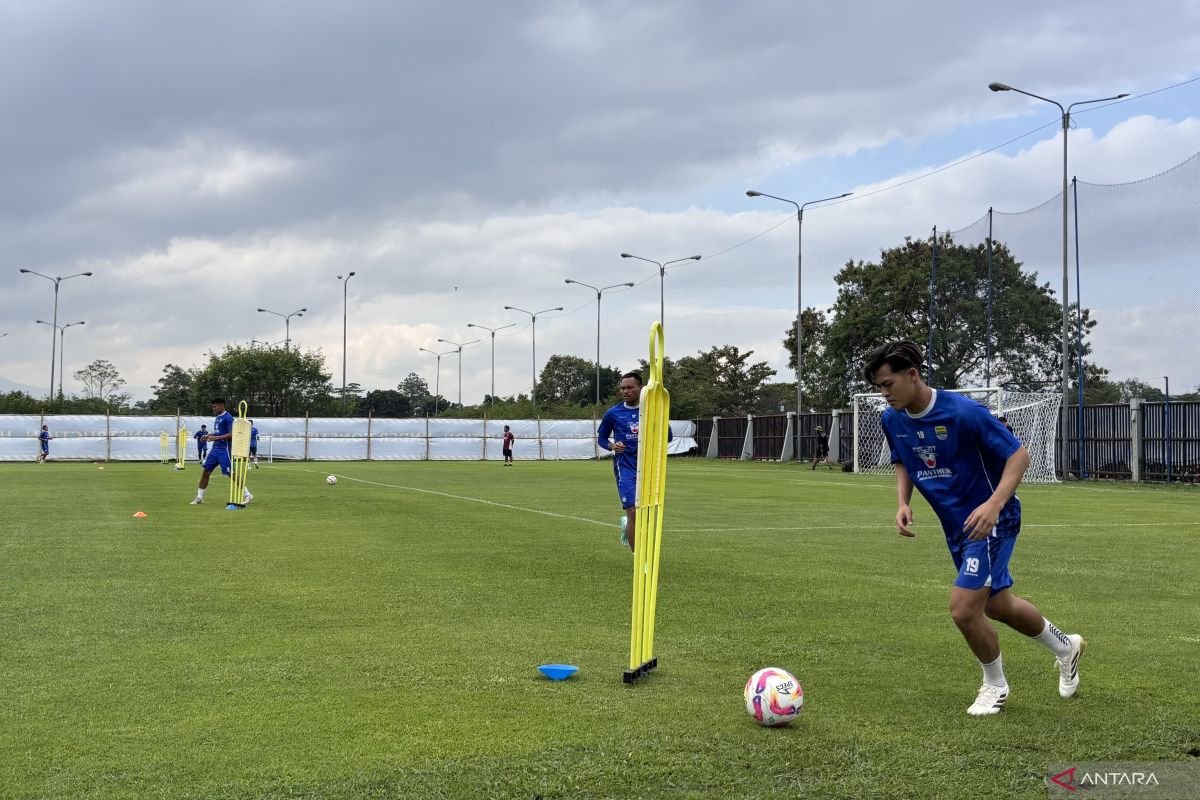 Persib Bandung Mengadakan Latihan Perdana Menjelang Piala Presiden