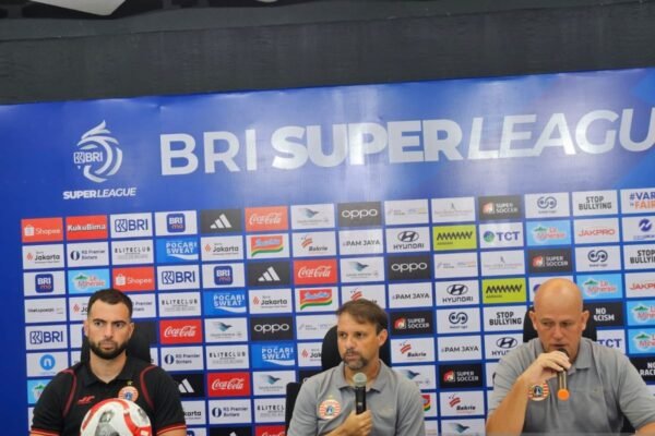 Fokus Mauricio Souza Bawa Persija Menuju Kemenangan di Laga Pembuka Super League