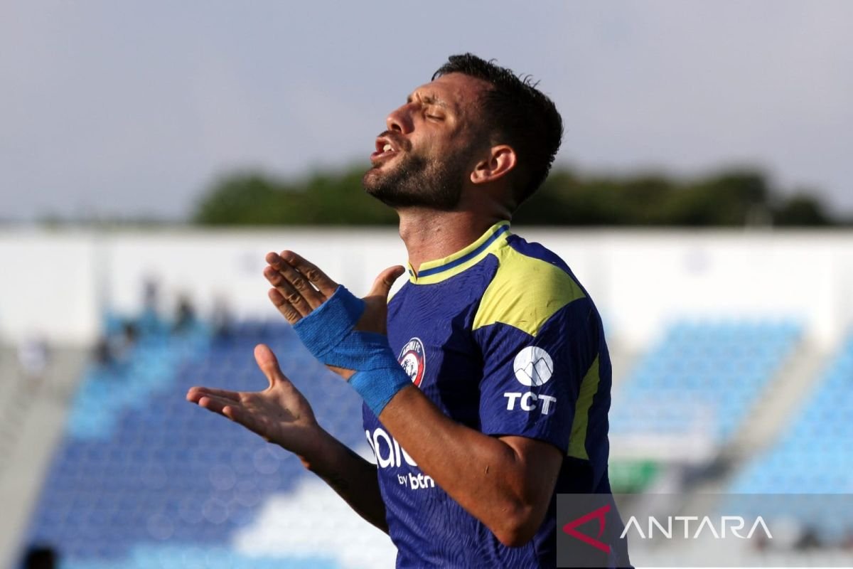 Arena Kebangkitan: Arema Siap Hadapi Persib