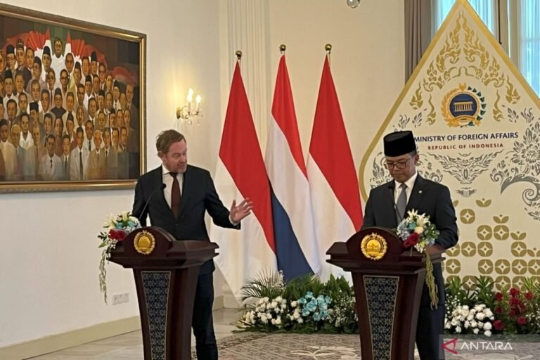 Kluivert’s Team Falls to Saudi Arabia, Dutch Foreign Minister Issues Apology