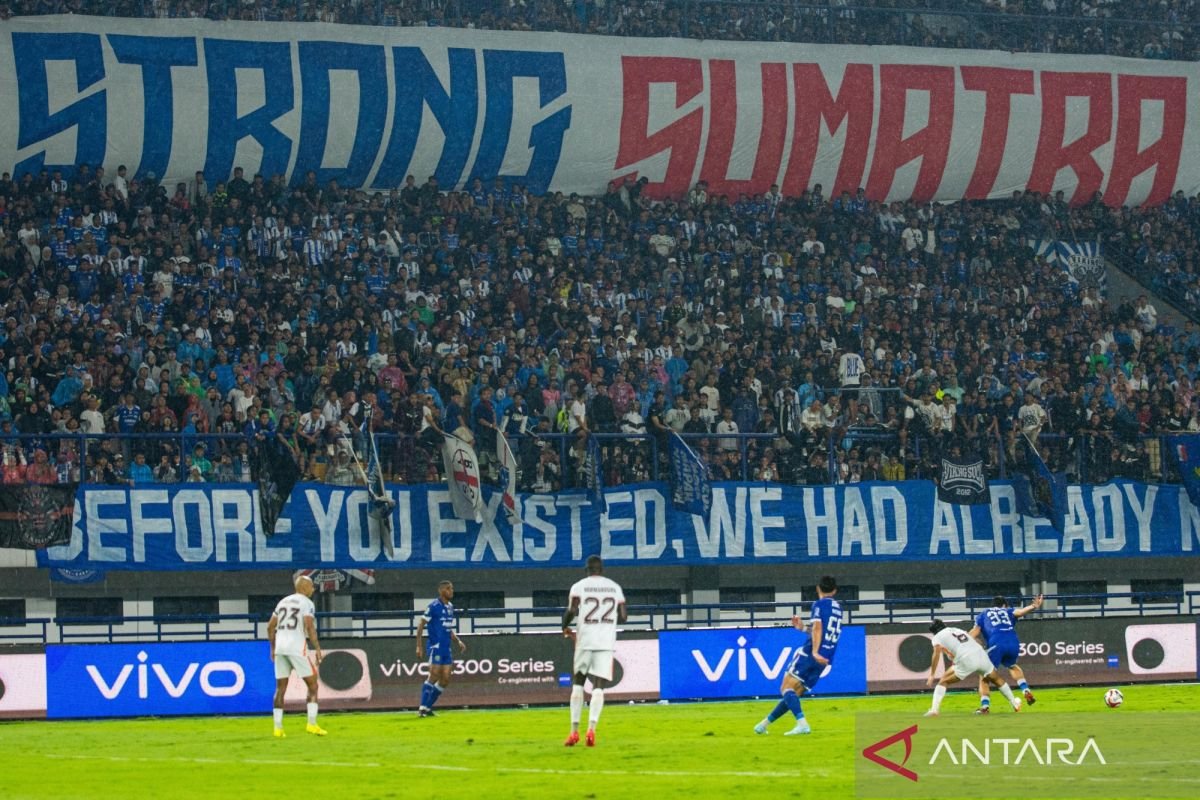 Bojan Optimis Suporter Penuhi Stadion Saat Jamu Bangkok United